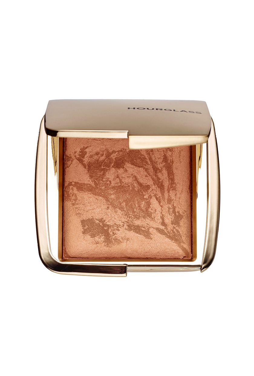 Hourglass, Ambient Lighting Bronzer in Luminous Bronze Light