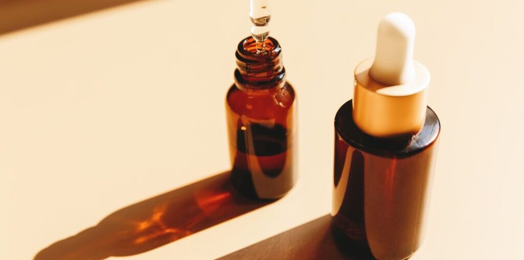 What Happens to Your Skin When You Use Vitamin C and Retinol Together