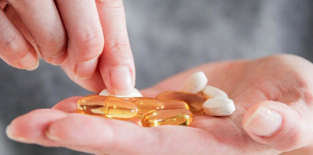 6 Supplement Pairs That Work Better When Taken Together