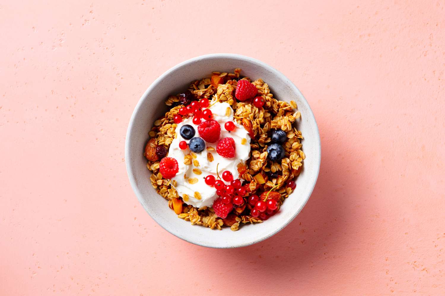 We Asked 3 Registered Dietitians to Name the Healthiest Granola Brand—They All Picked the Same One