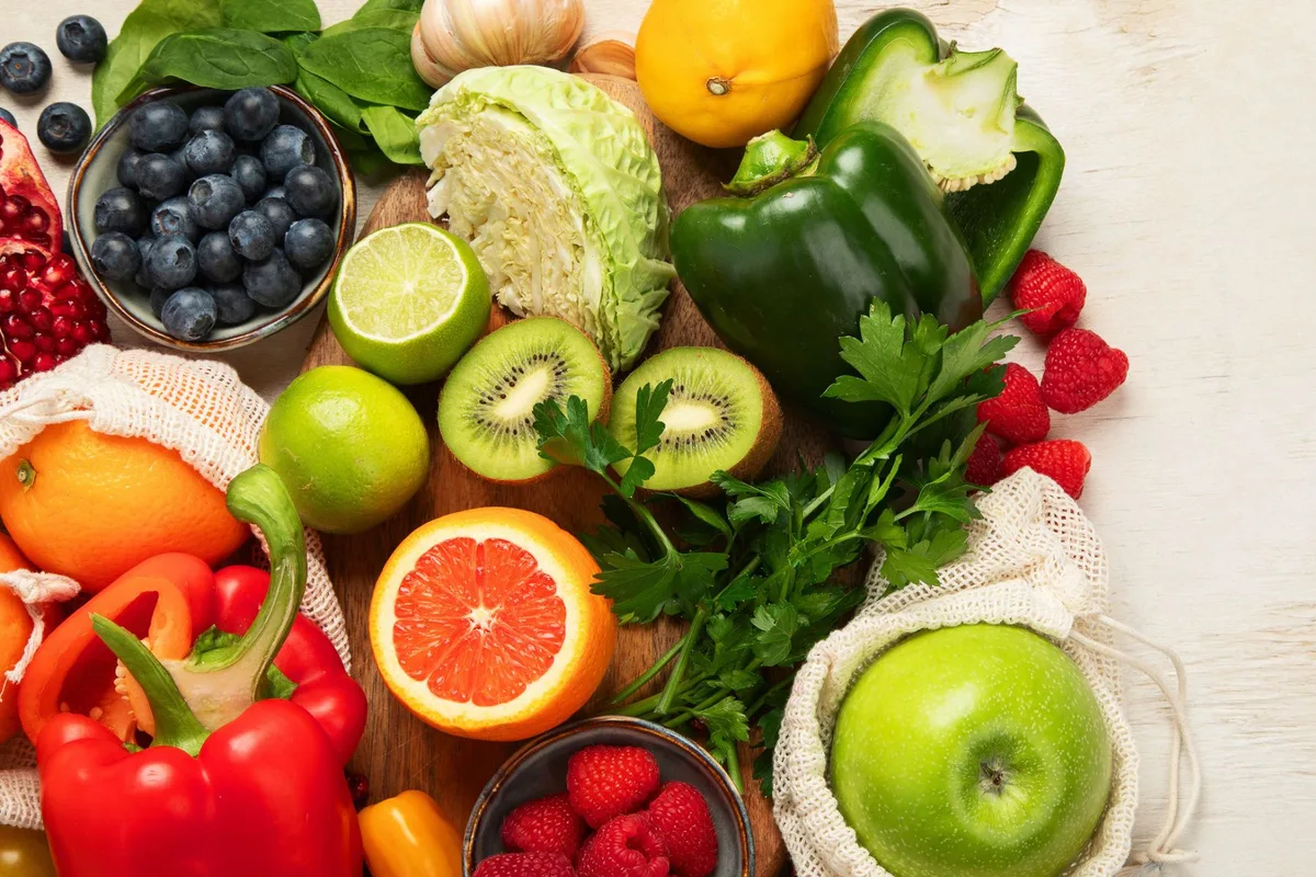 An assortment of foods high in vitamin C