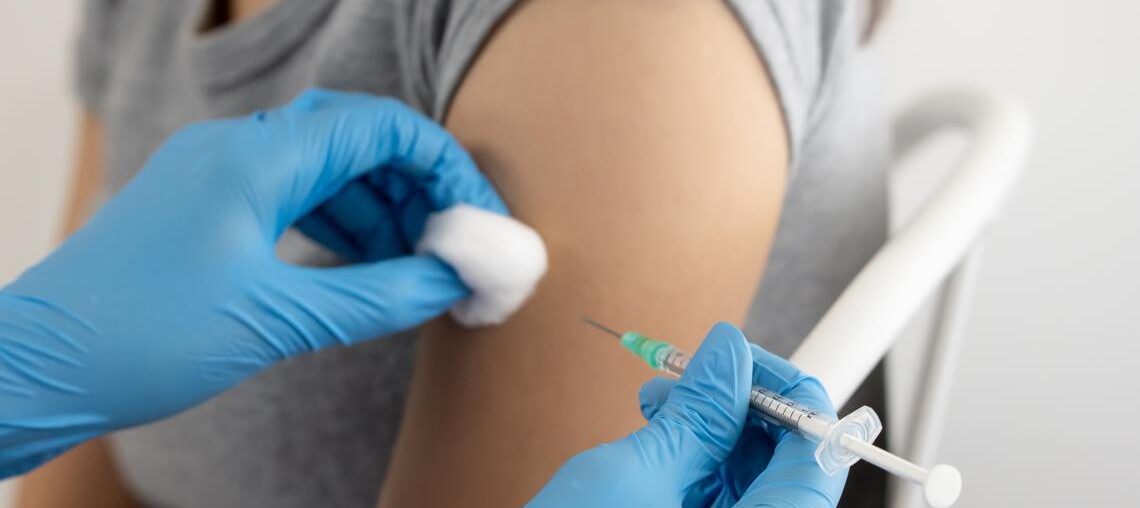 Experts affirm safety of aluminum salts in vaccines amid public debate