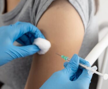 Experts affirm safety of aluminum salts in vaccines amid public debate