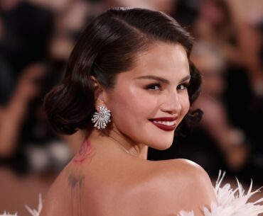 Best Beauty Looks at the Golden Globes 2026, From Bold Haircuts to Makeup