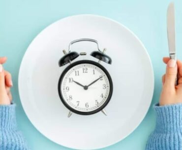 Does intermittent fasting work for women same as men? Nutrition scientist reveals when food is delayed it impacts…