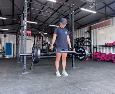 Deadlift up position