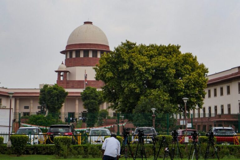 SC issues notice to Centre on petition challenging lifelong immunity to CEC & ECs
