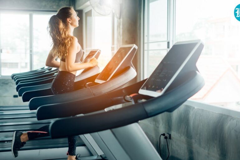 Fitness coach shares 20-minute treadmill workout that actually helps burn fat without long cardio sessions