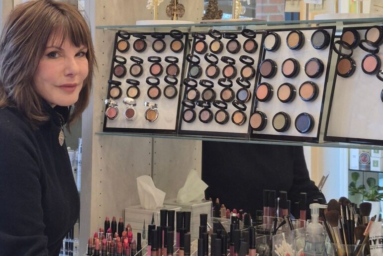 M.Y.R. Makeup opens in Huntington offering custom-blended cosmetics