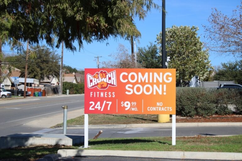 Crunch Fitness will open another San Antonio location in 2026, this time in the Thousand Oaks area on the North Side. (Andrew Creelman/Community Impact)