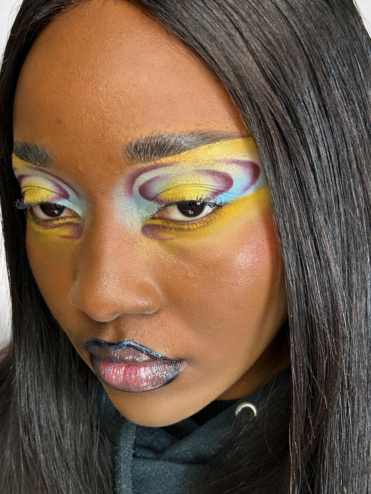 Pinterest's 2026 Trend Report Spotlights Glitchy Glam - Vitamin Rush