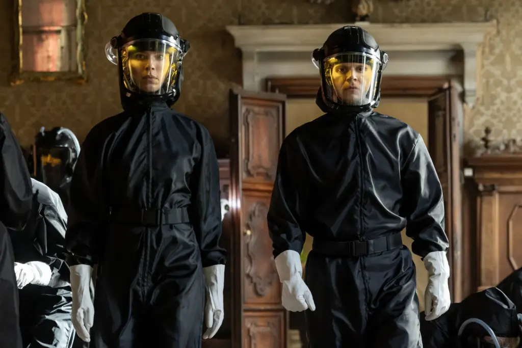 'The Beauty' Premiere Shocker: Rebecca Hall Exits, Replaced By Jessica Alexander