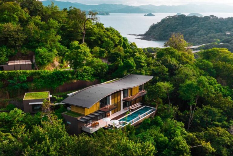 Discover the Indulgent Wellness Escapes Along Costa Rica’s Peninsula Papagayo