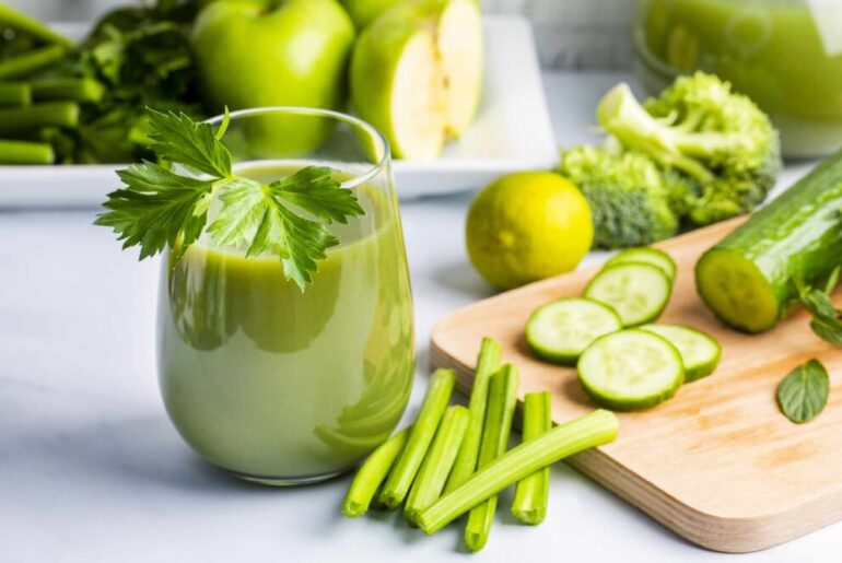 What Happens to Your Body When You Drink Green Juice Every Morning