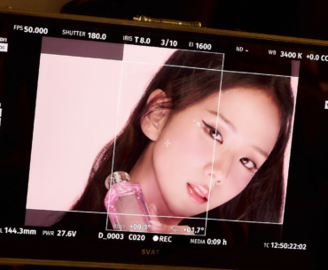 Jisoo glows in Dior's latest beauty campaign