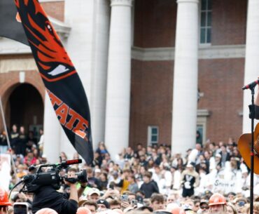 Country Music Superstar Talks Intense Wellness Regime—and Yes, It Includes “Witchcraft”