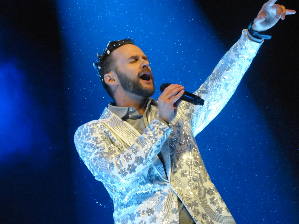 FACE Performs at the Boulder Theater Getting Ready For Nissi's