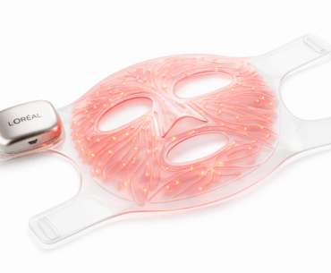 Wellness Briefing: L’Oréal bets on LED, Amorepacific launches a smart mirror, and more from CES