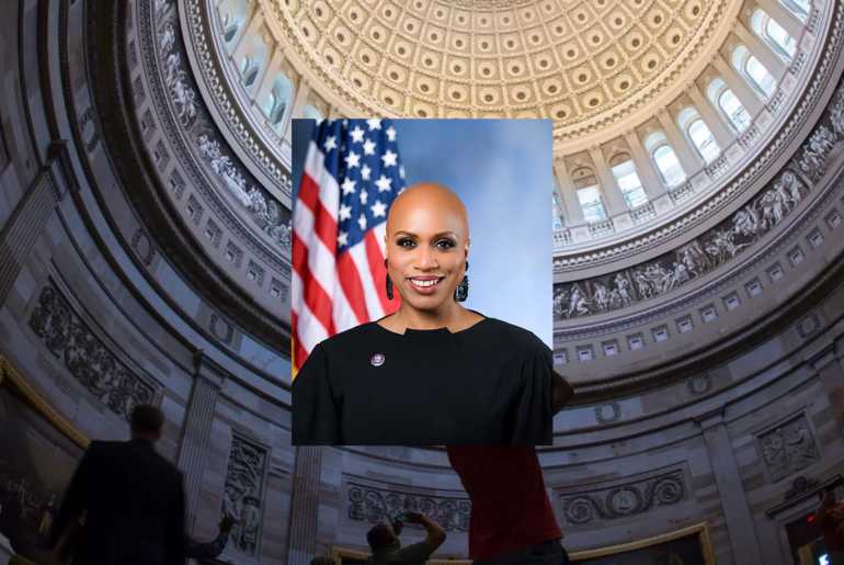 Pressley and Markey Introduce Legislation to End Qualified Immunity for Federal Law Enforcement Amid ICE Incident