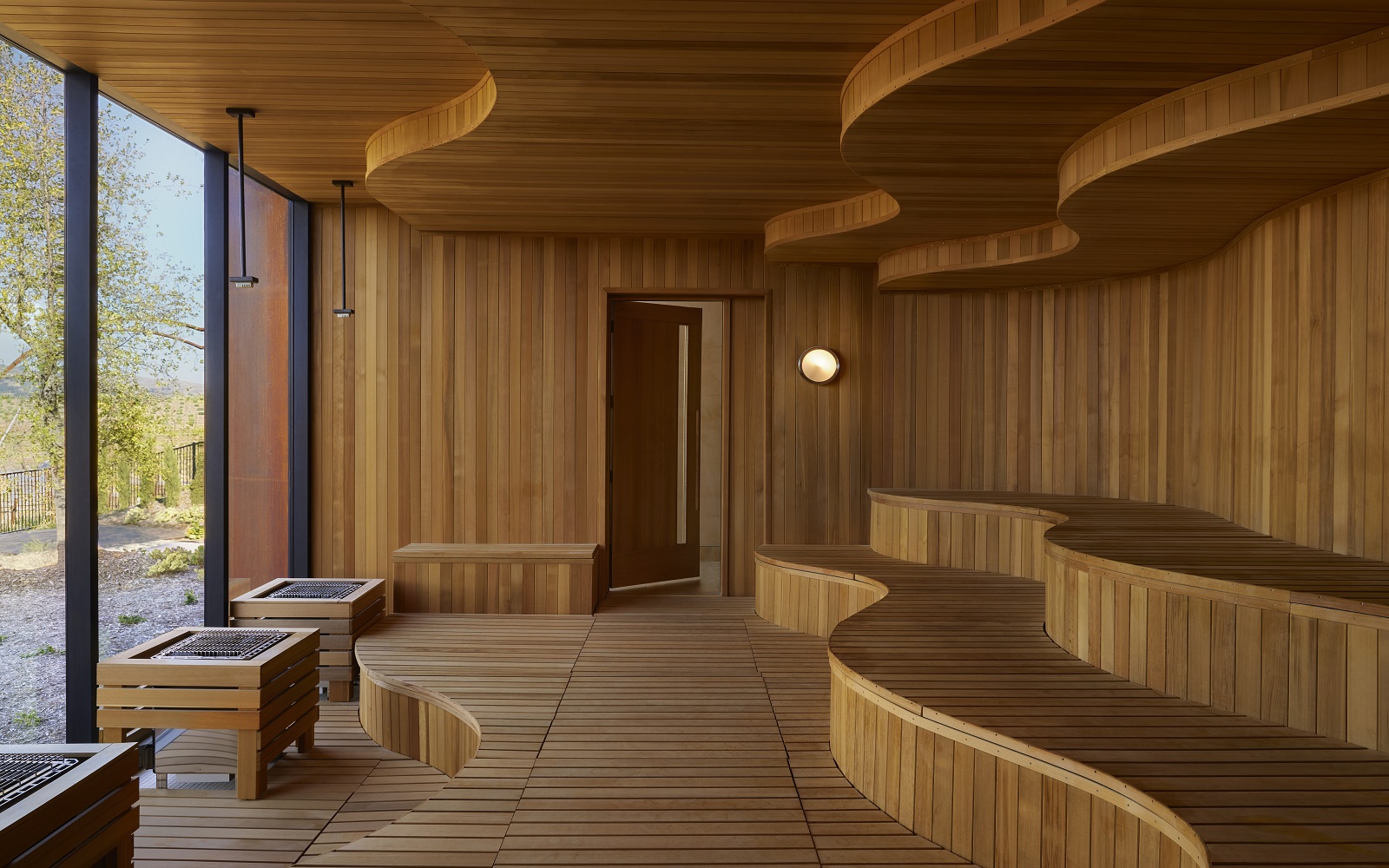 Halehouse spa with Springhouse cedar sauna