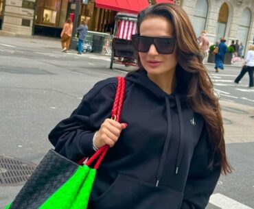 ameesha patel trains weights and prioritises workouts