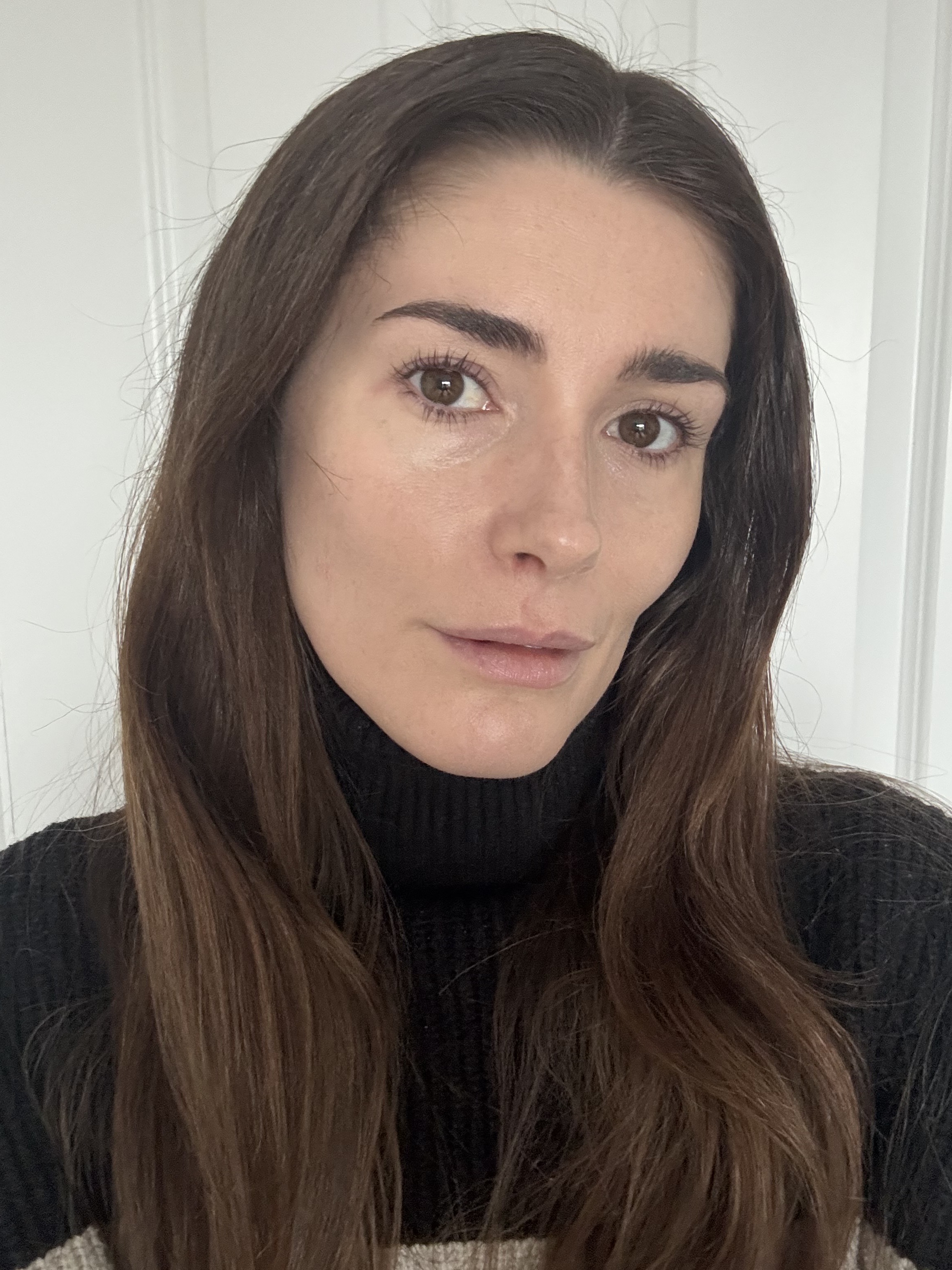 Eleanor's lashes after curling and applying the ordinary lash curl finisher