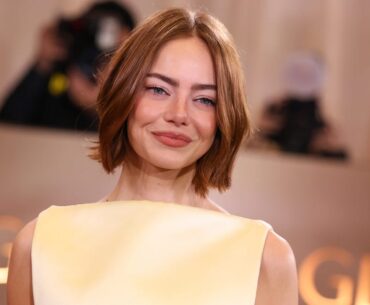 Emma Stone's Curved Chin-Length Bob Is A Masterclass In Growing Out A Pixie