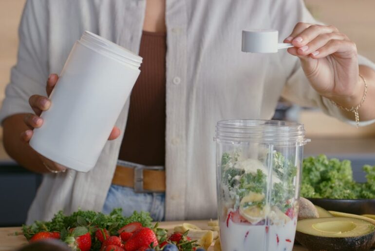 Dietitians Share When to Take Fiber Supplements for Digestion