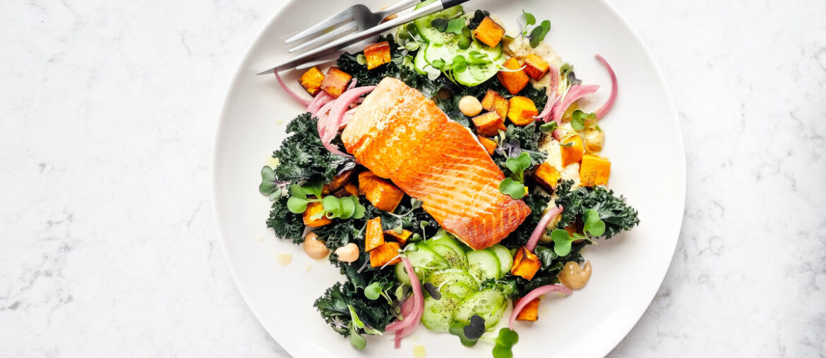 Should You Follow the New Food Pyramid? Dietitians Weigh In