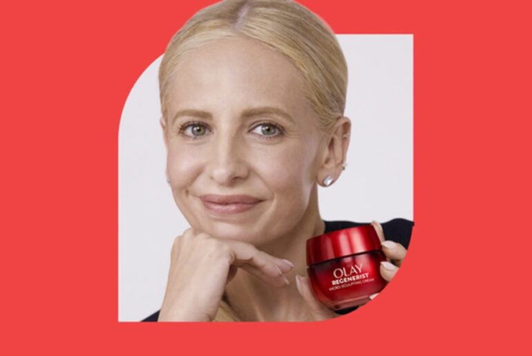 Sarah Michelle Gellar, 45, rejects plastic surgery and sticks to this pared-back skincare routine