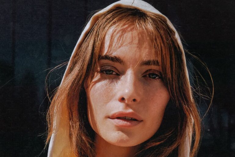 How to Choose Best Vegan Protein Powder, According to Nutrition Experts