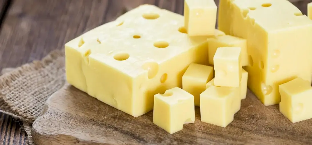 Does Eating Full-Fat Cheese Reduce the Risk of Dementia?