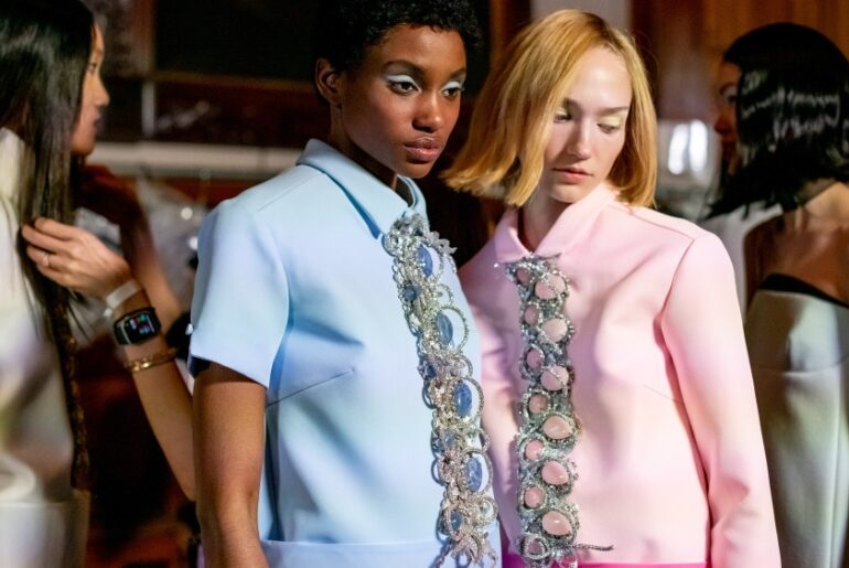 Bright eyeshadow at Marc Jacobs