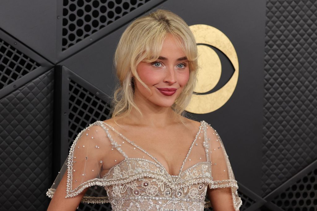 Sabrina Carpenter's relaxed hair