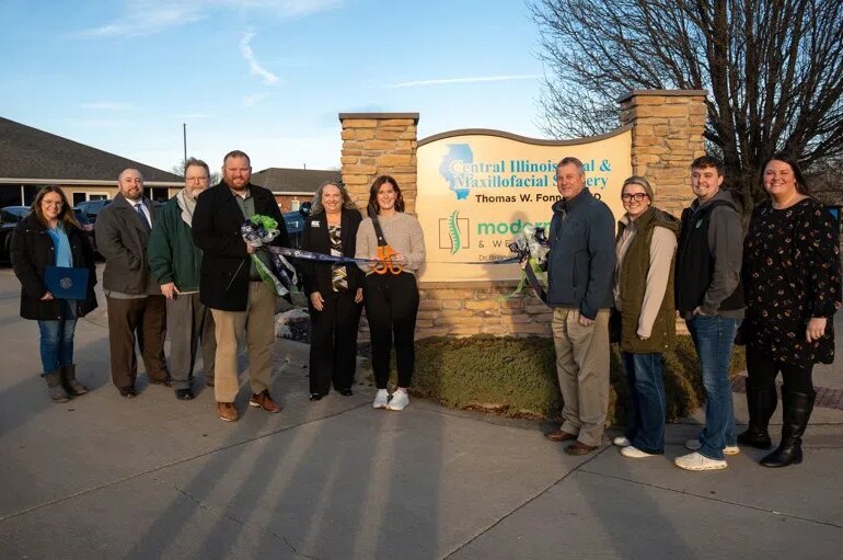 Modern Spine & Wellness Celebrates Ribbon Cutting And Chamber Membership