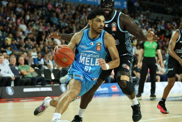 United to 'keep building' Ili's fitness for playoff push