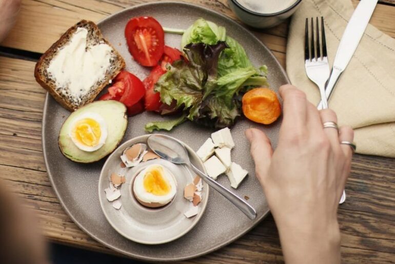 How to live longer: Scientists name five best longevity diets