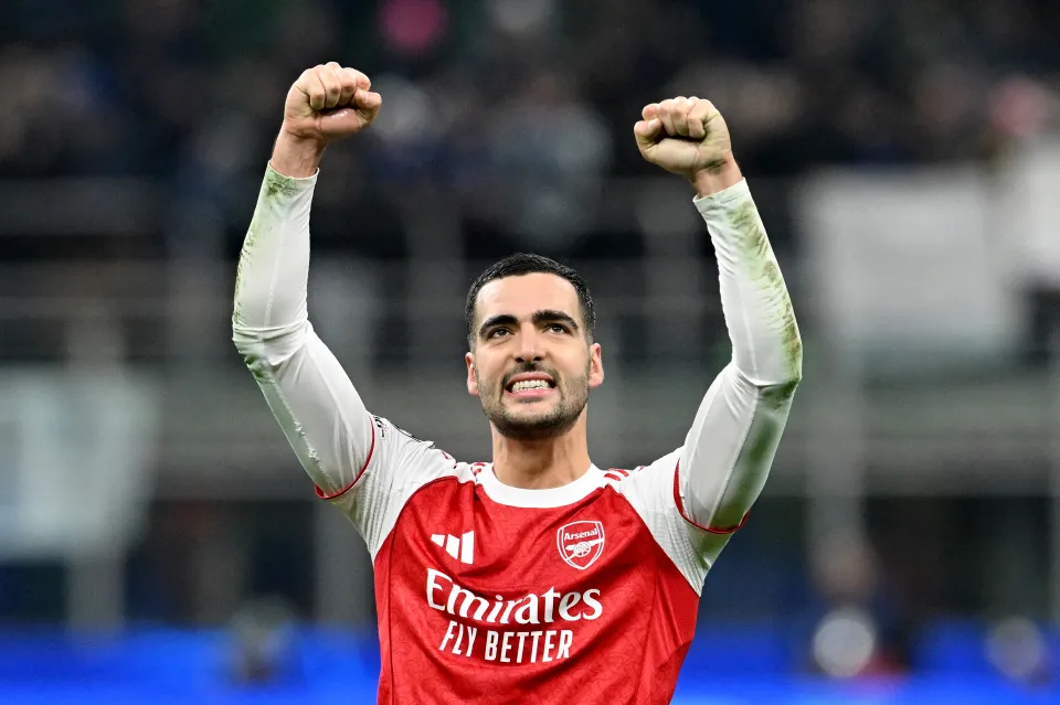 Mikel Merino of Arsenal celebrates victory over Inter Milan