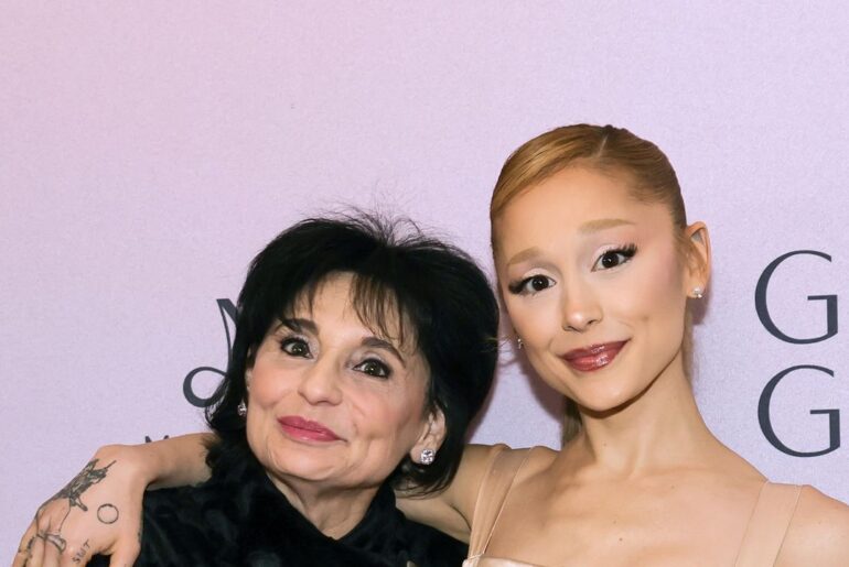 Ariana Grande and Her Mom Joan Perfect the Mother-Daughter Beauty Tutorial