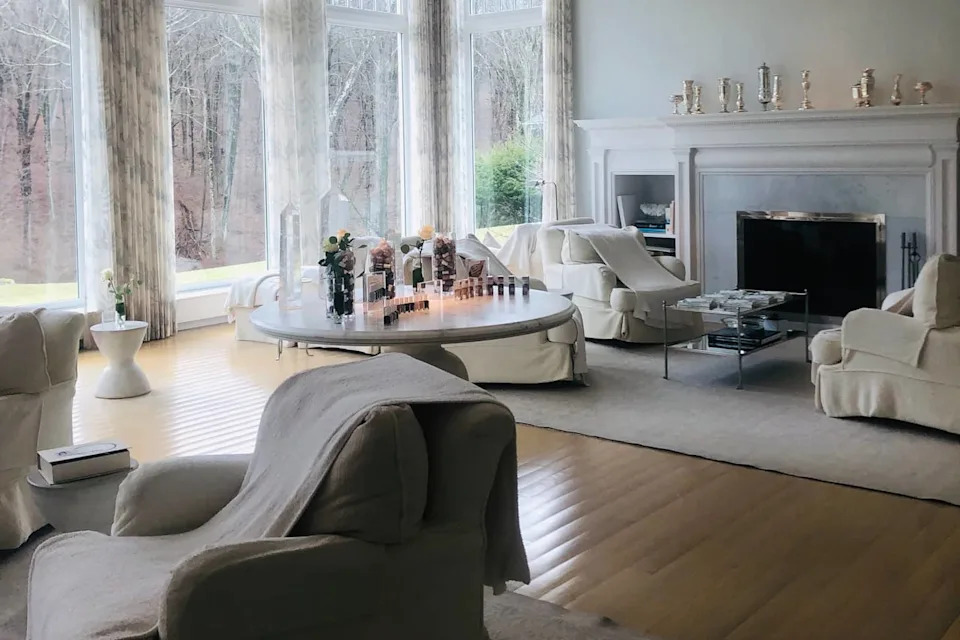 <cite> PS Photography </cite>