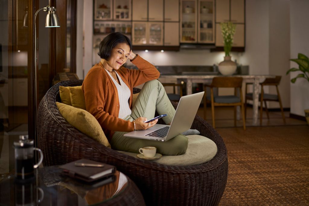 Spending lots of time sitting down can contribute to the development of dead butt syndrome