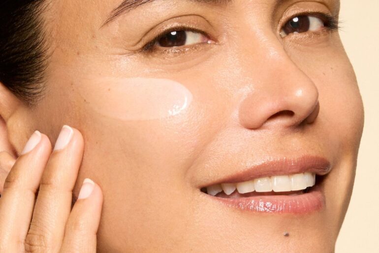 Jessica Alba Honest Beauty Vitamin C Serum, Moisturizer on Sale 