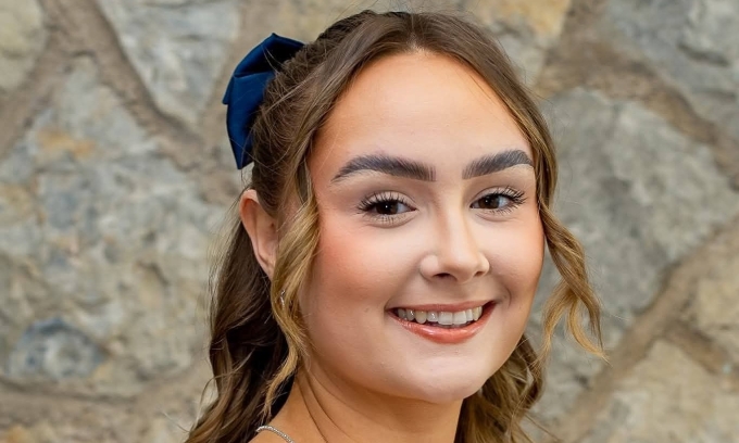 21-year-old UK beauty queen Eleisha Skinner crushed to death by her car