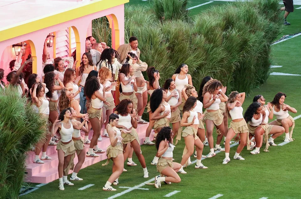 <h1 class="title">Super Bowl Bad Bunny halftime dancers</h1><cite class="credit">Photo: Getty Images</cite>