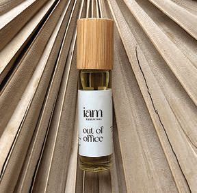 I AM Essential Essential oils iamessential.co PHOTO BY: IVETA RYSAVA/BELL COLLECTIVE/GETTY IMAGES