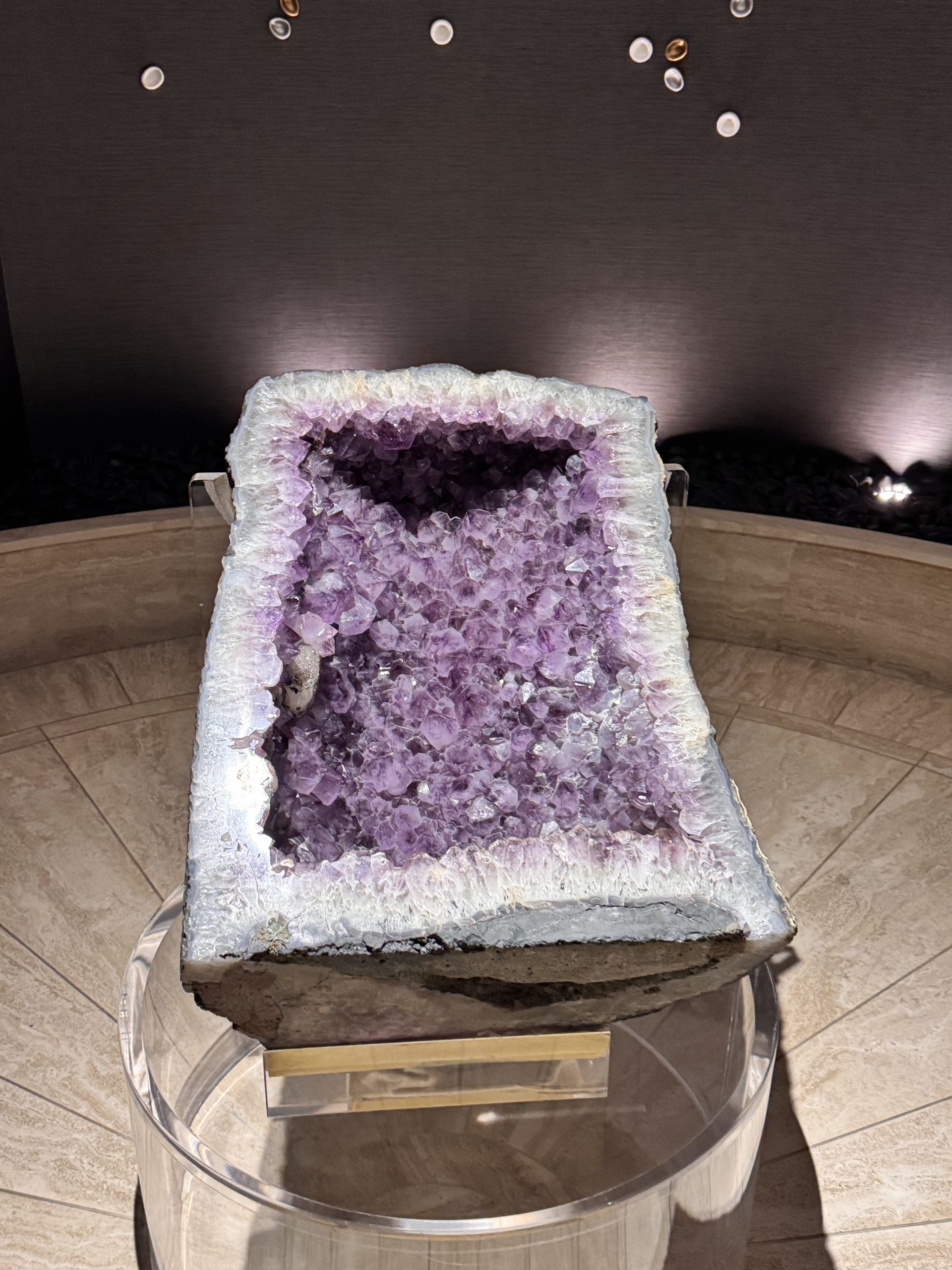 These Galentine’s Day Beauty Rituals Will Strengthen Your Friendships