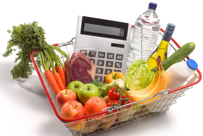 Nutrition myth buster: The four things that really count about food and eating no matter what your budget
