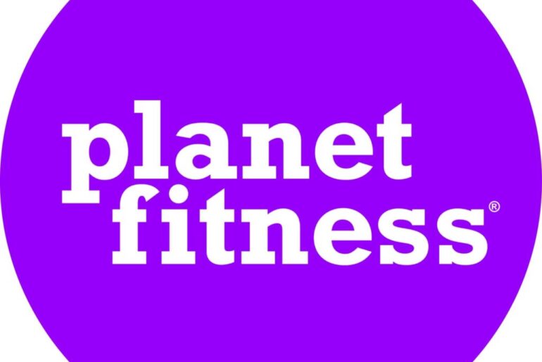 Planet Fitness opens in Hope Mills