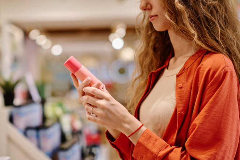 How to Read a Skincare Label: Clean Beauty vs Greenwashing