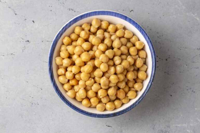6 Foods With More Fiber Than Chickpeas